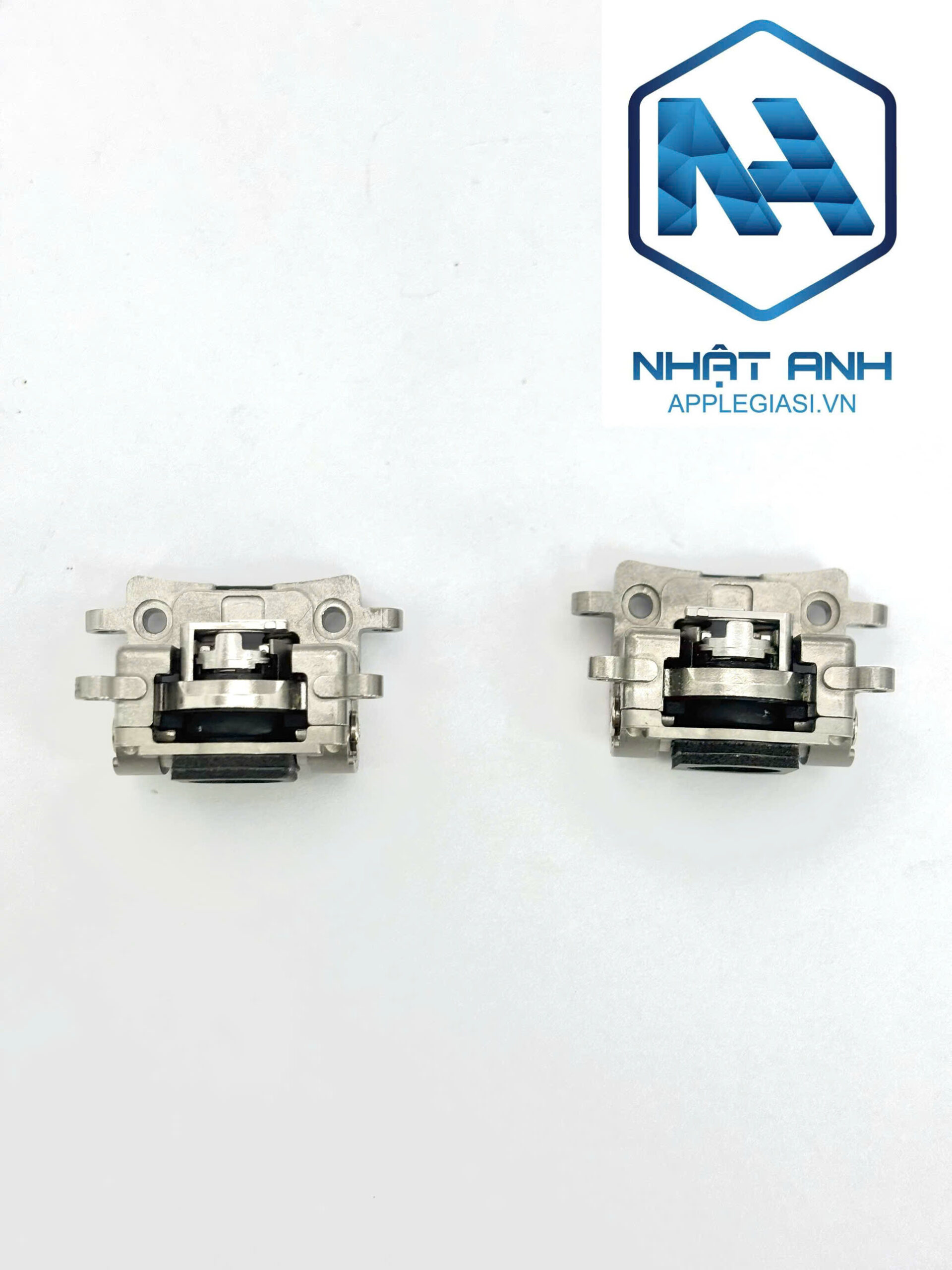 z7389557210366_90bcf64f1618fe45051c7b241e735076